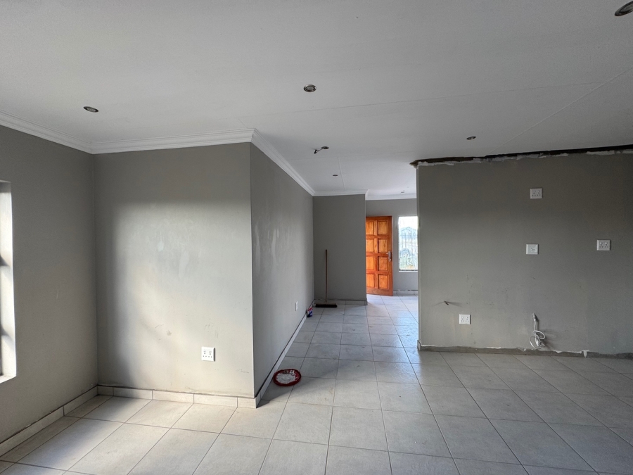 3 Bedroom Property for Sale in Pinehaven Free State